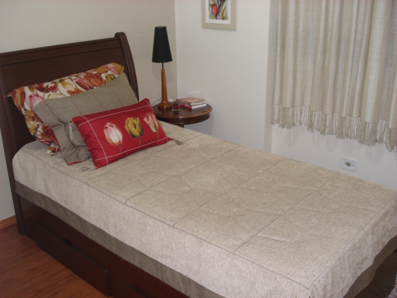 Jogo de almofadas ideal para cama de solteiro