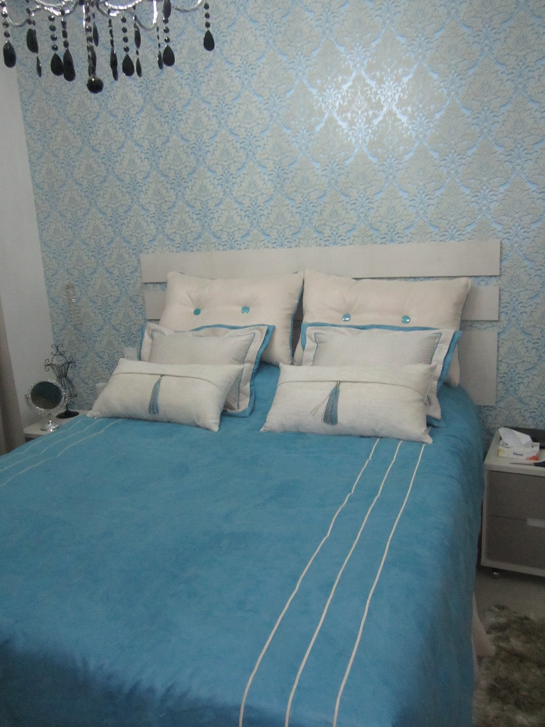 Colcha de casal com saia box