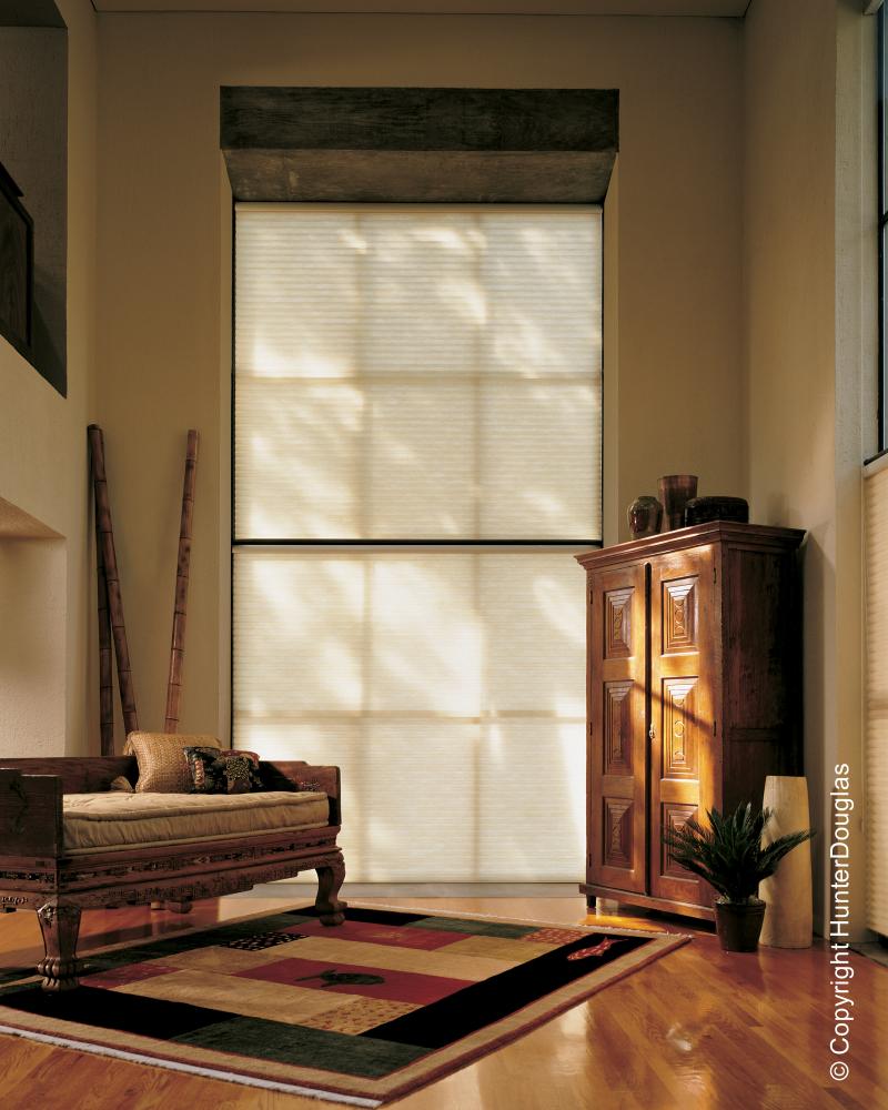 Cortinas Duette® Luxaflex® Hunter Douglas® várias opções de tecido, cores e texturas.