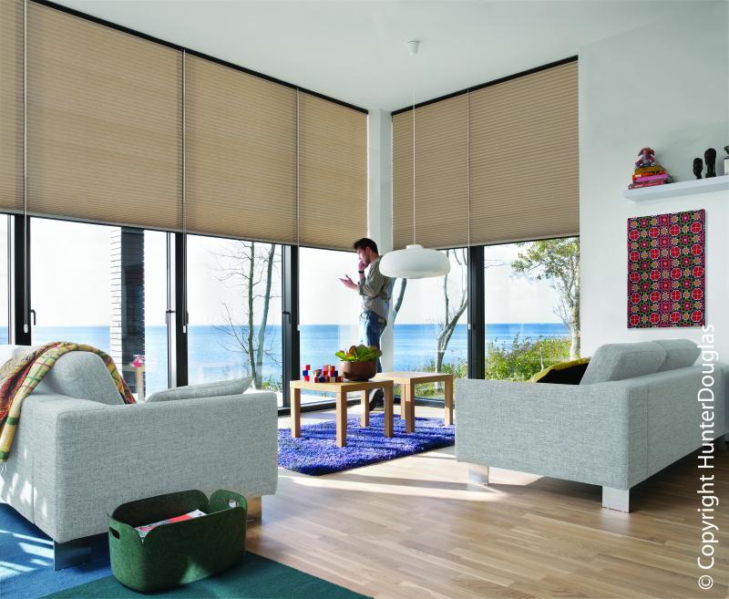 Cortinas Duette® Luxaflex® Hunter Douglas® várias opções de tecido, cores e texturas.