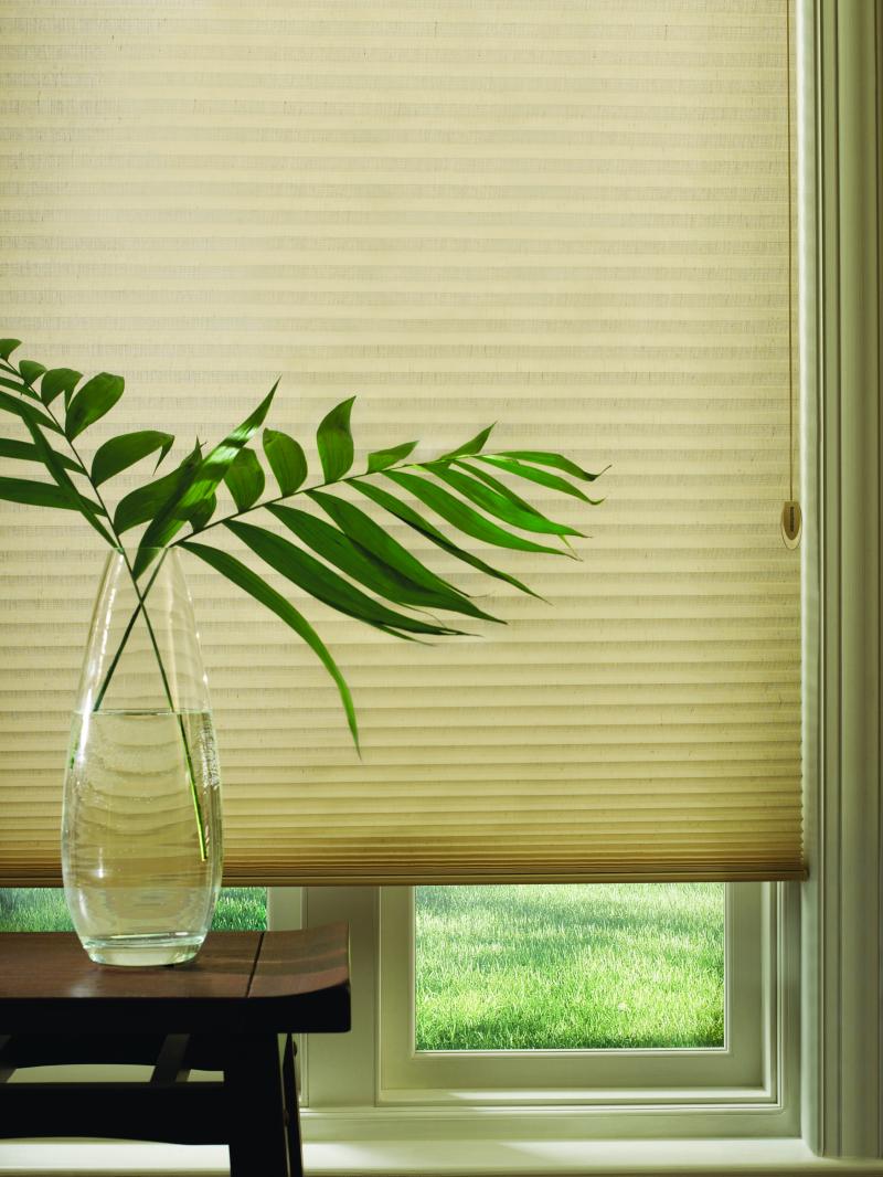 Cortinas Duette® Luxaflex® Hunter Douglas® várias opções de tecido, cores e texturas.