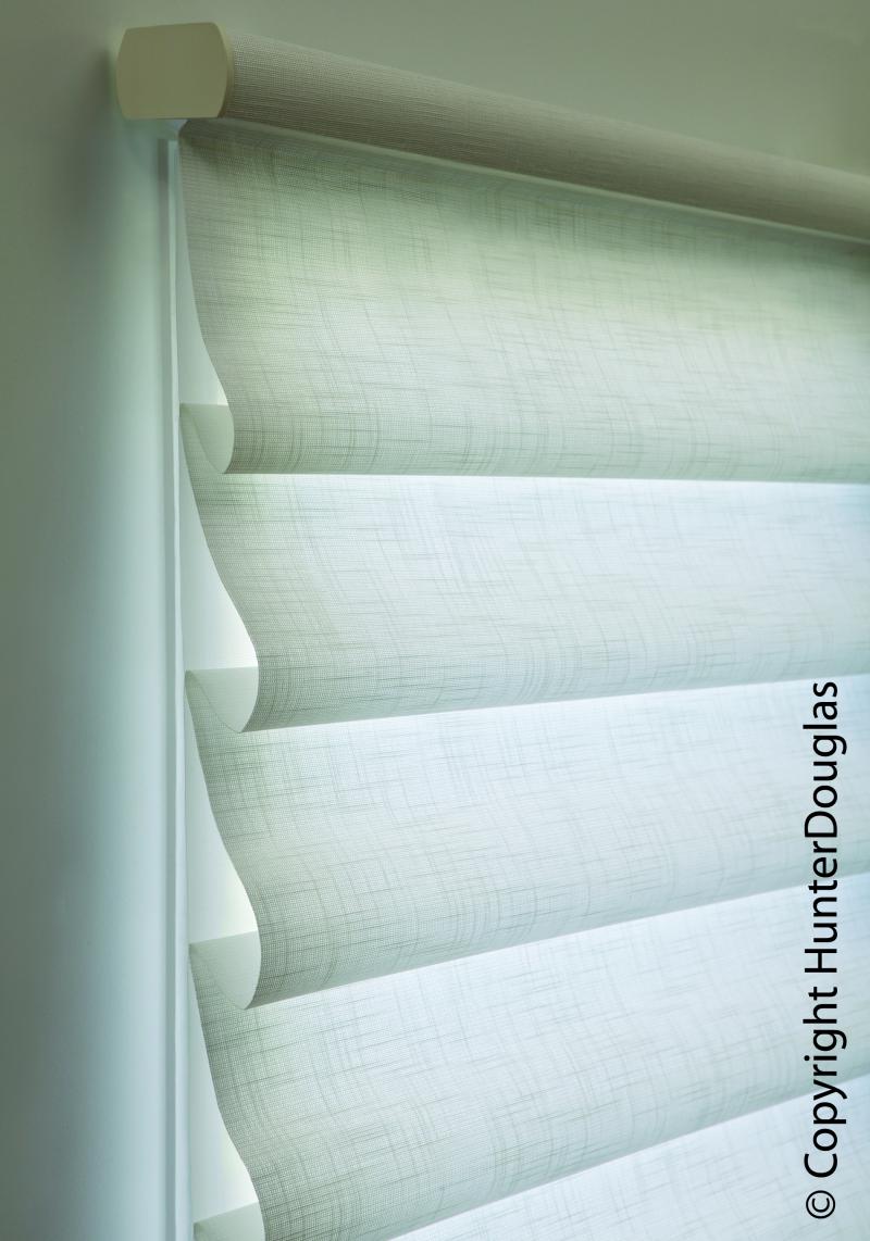 Cortinas Vignette® Luxaflex® Hunter Douglas® várias opções de tecido, cores e texturas